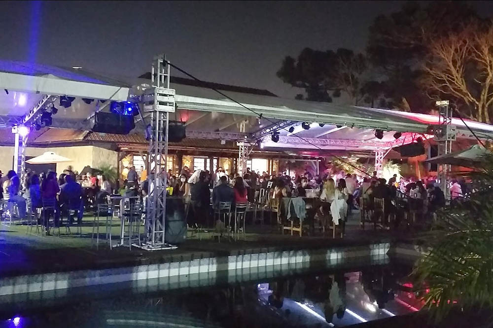 Fiscalização fecha pontos comerciais e dispersa mais de 800 pessoas em Curitiba 7 Fiscalização fecha pontos comerciais e dispersa mais de 800 pessoas em Curitiba