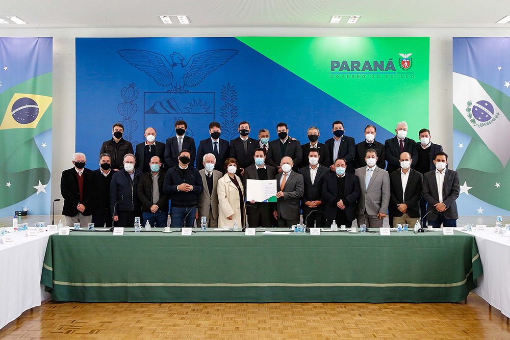 Governo do Paraná e União fecham modelo da concessão de rodovias 4 Governador Carlos Massa Ratinho Junior apresenta o Plano de Concessões de Rodovias durante reunião com deputados estaduais