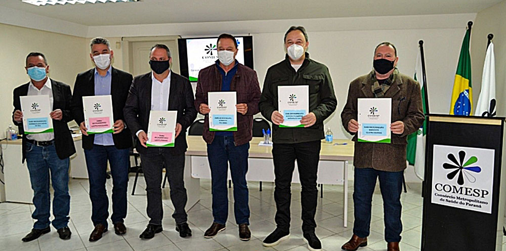 Quatro Barras firma contrato para operacionalizar o Samu 192 3 Os prefeitos Loreno Tolardo (Quatro Barras), Bihl Zanetti (Campina Grande do Sul), Josimar Fróes (Piraquara), Helder Lazarotto (Colombo), e Antonio Luiz Gusso (Bocaiúva do Sul), assinaram o contrato do Programa SAMU