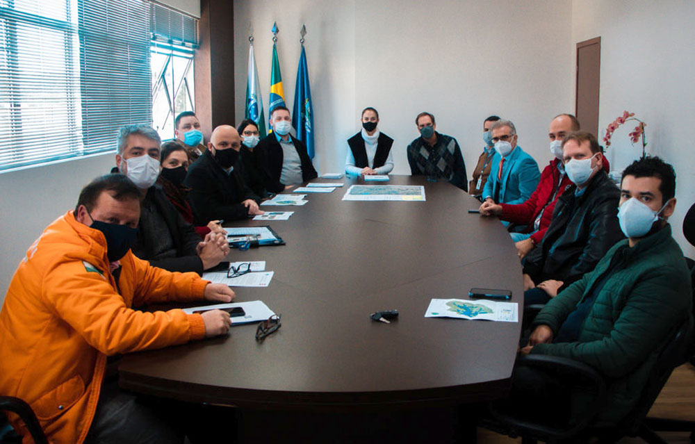 Barragem Miringuava: Plano de Ação e Emergência é discutido em reunião 6 Além do PAE, a reunião abordou, ainda, outros temas importantes para o desenvolvimento econômico e turístico