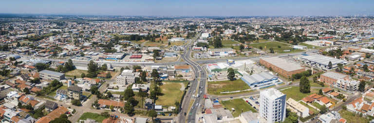 Pelo Ranking Connected Smart Cities 2021, Pinhais ocupa uma posição de destaque, pois é a primeira colocada na Região Metropolitana de Curitiba