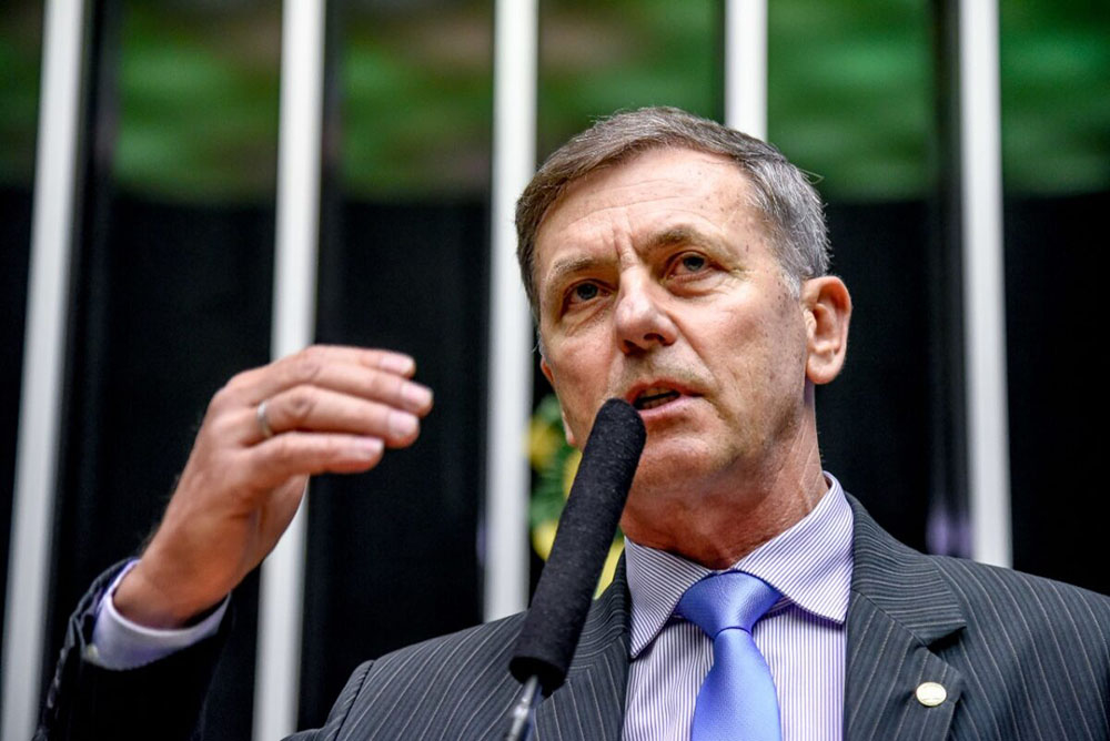 “Sou da base aliada do Bolsonaro, mas, política não é religião, podemos concordar ou discordar”, explica Luizão Goulart 7 Deputado federal Luizão Goulart Alves - Republicanos