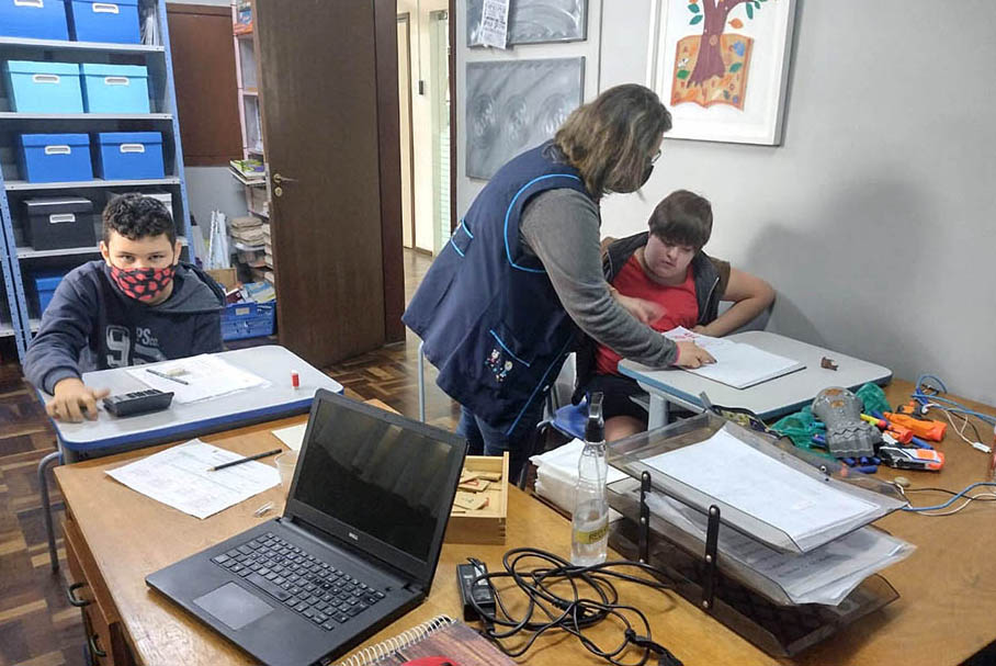 Professora se destaca por aprendizado individualizado na educação especial 6 educacao 01 Professora se destaca por aprendizado individualizado na educação especial