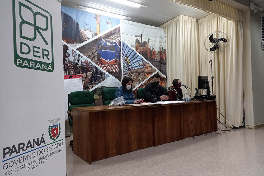 Rodovia João Leopoldo Jacomel tem obras de iluminação viária em fase de habilitação 1 iluminacao jacomel Rodovia João Leopoldo Jacomel tem obras de iluminação viária em fase de habilitação