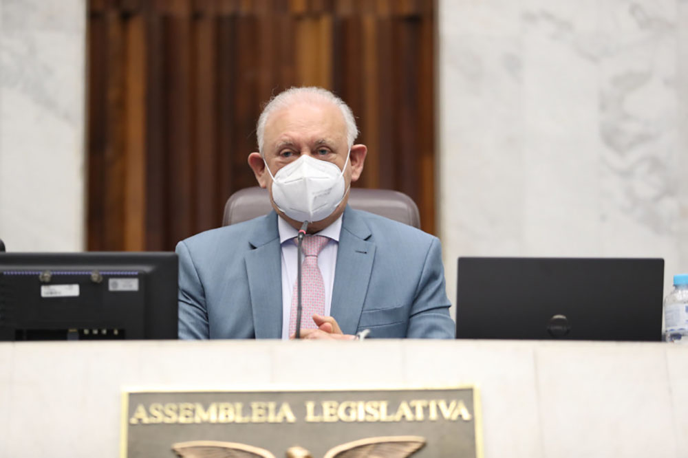 Aumenta em cinco vezes a procura por justiça gratuita na Assembleia Legislativa do Paraná 7 ademar traiano Aumenta em cinco vezes a procura por justiça gratuita na Assembleia Legislativa do Paraná