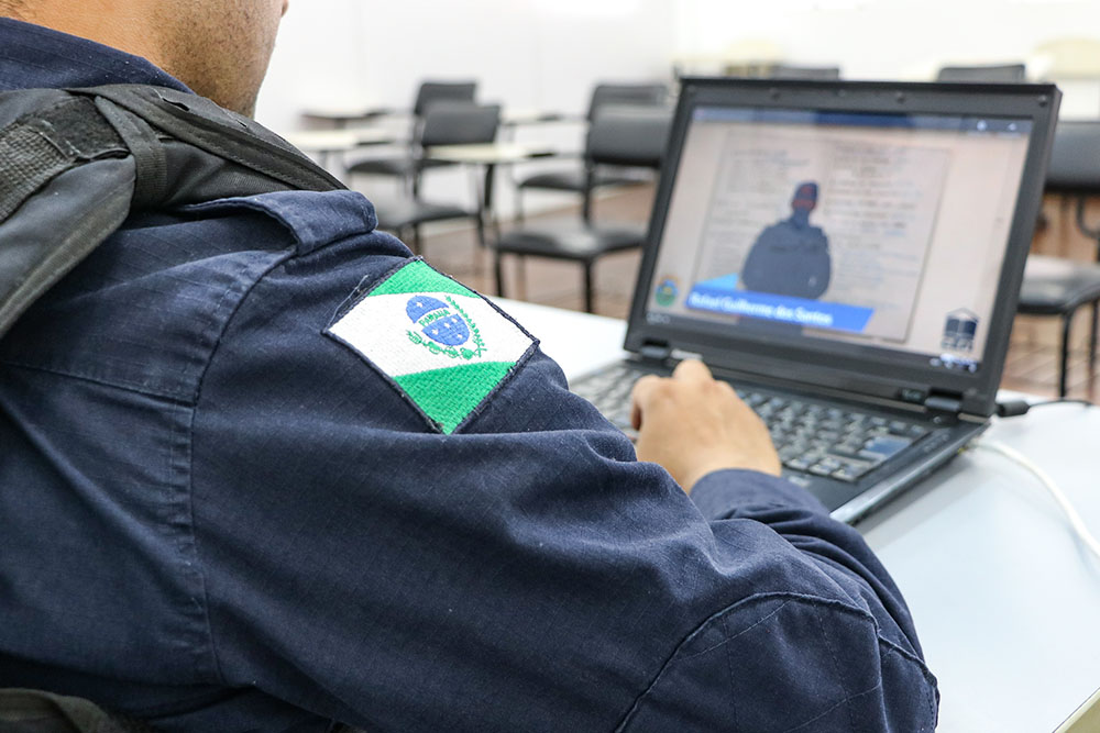 Centro de Formação e Instrução da Guarda Municipal de Pinhais oferece capacitações online para os guardas 3 capacitacao online Centro de Formação e Instrução da Guarda Municipal de Pinhais oferece capacitações online para os guardas