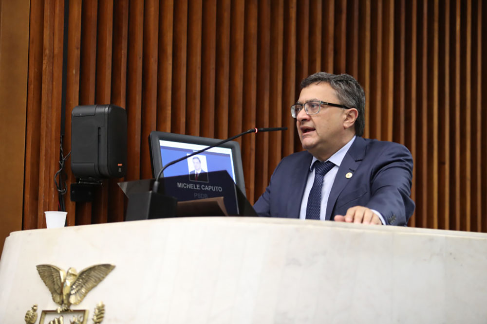 Emendas apresentadas pelo deputado Michele Caputo atendem farmácias e alteram regras para o parcelamento de impostos 6 Deputado Michele Caputo