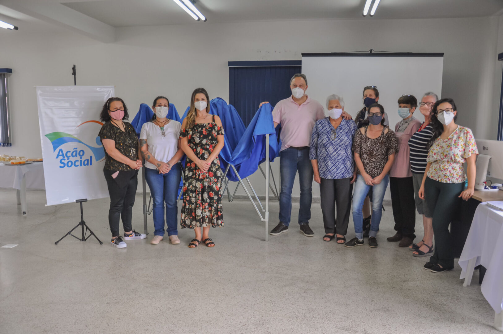 Prefeitura de Campina Grande do Sul sorteia e entrega barracas para a Feira de Artesanato 7 campina feira artesanato Prefeitura de Campina Grande do Sul sorteia e entrega barracas para a Feira de Artesanato