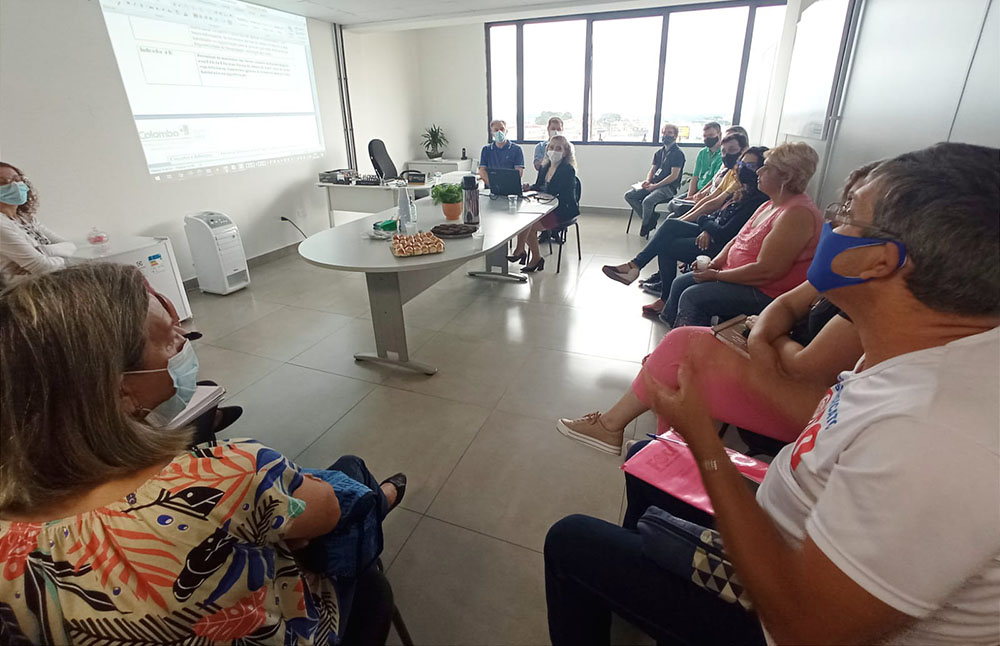 Relatório de monitoramento do Plano Municipal de Educação tem aprovação da Equipe Técnica e Comissão de Avaliação 5 colombo educacao Relatório de monitoramento do Plano Municipal de Educação tem aprovação da Equipe Técnica e Comissão de Avaliação