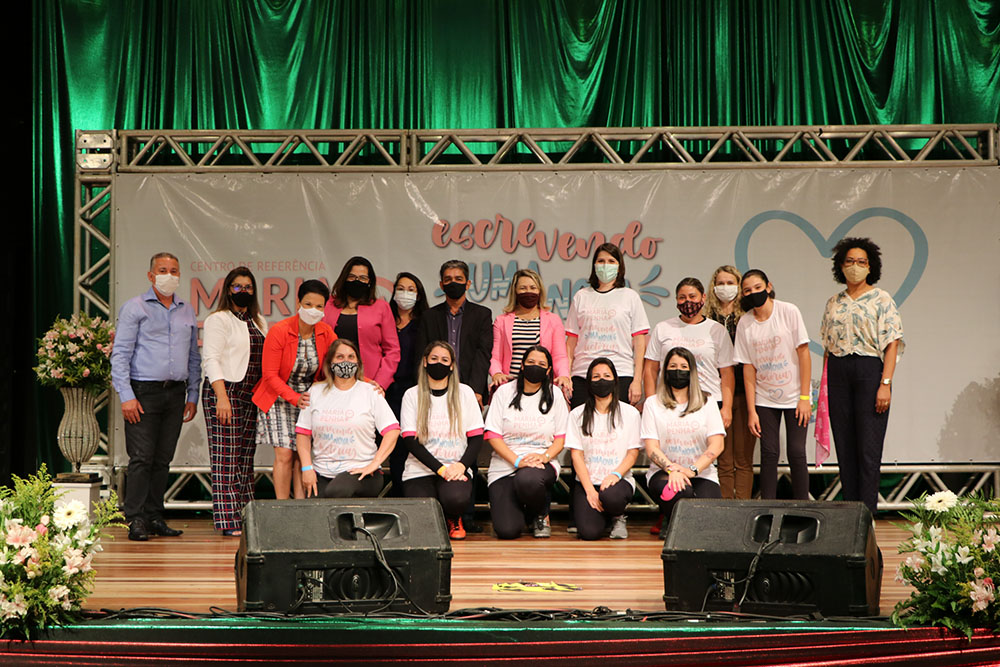 Evento “Escrevendo uma nova história” reúne mulheres no município de Pinhais 1 pinhais mulheres Evento “Escrevendo uma nova história” reúne mulheres no município de Pinhais