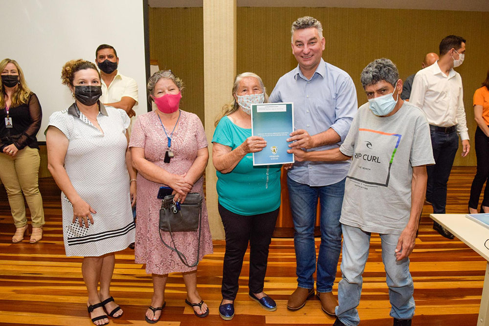 Prefeitura de Piraquara entrega mais 40 novos títulos de regularização fundiária 2 piraquara regularizacao fundiaria Prefeitura de Piraquara entrega mais 40 novos títulos de regularização fundiária