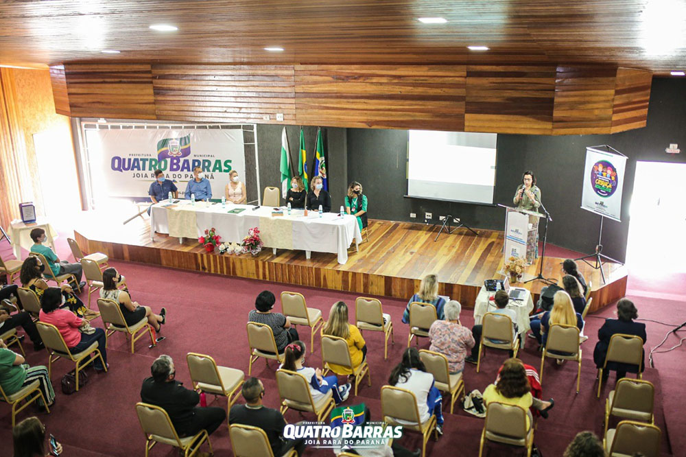 Novos membros do CMDCA são eleitos durante fórum municipal 3 quatro barras forum Novos membros do CMDCA são eleitos durante fórum municipal