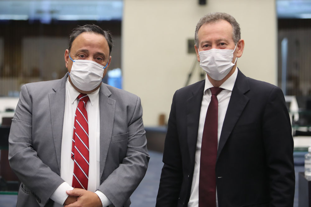 Líderes do Governo e da Oposição projetam um ano de muito trabalho na Assembleia do Paraná 1 alep lideres Líderes do Governo e da Oposição projetam um ano de muito trabalho na Assembleia do Paraná