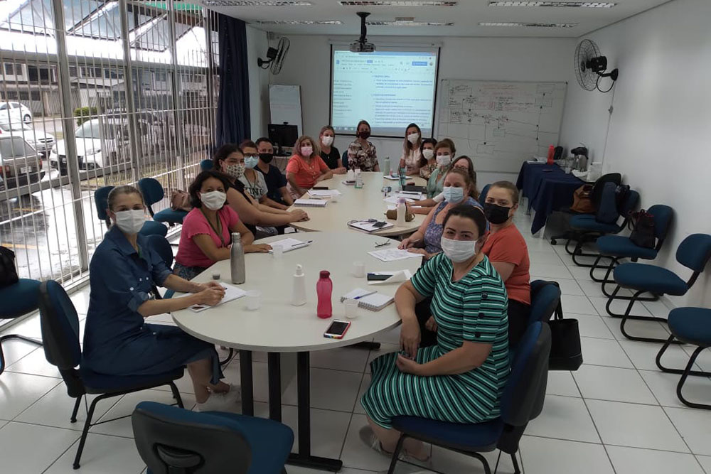 Equipe de técnicos discute a elaboração do protocolo da Rede de Proteção Municipal 6 pinhais rede protecao Equipe de técnicos discute a elaboração do protocolo da Rede de Proteção Municipal