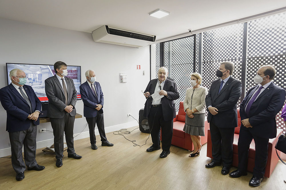 Rafael Greca prestigia inauguração de nova unidade de queimados do Hospital Evangélico Mackenzie 4 greca mackenzie Rafael Greca prestigia inauguração de nova unidade de queimados do Hospital Evangélico Mackenzie