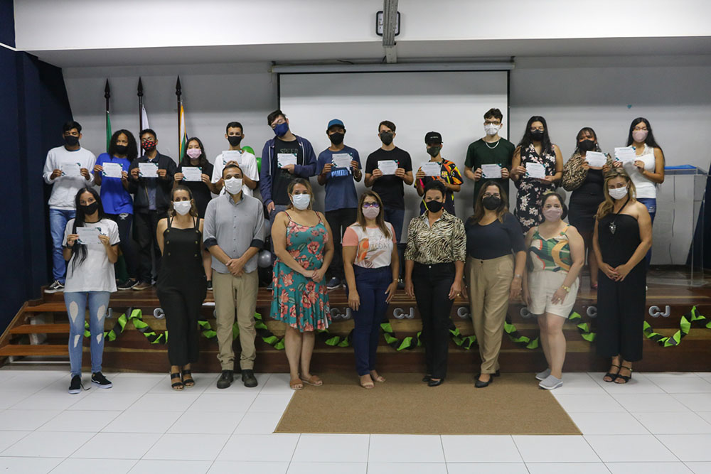 Centro da Juventude de Pinhais certifica jovens que participaram das oficinas 2 pinhais centro juventude Centro da Juventude de Pinhais certifica jovens que participaram das oficinas