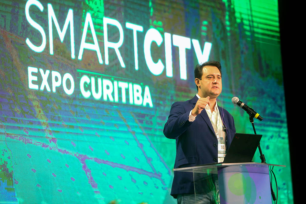 No Smart City, Ratinho Júnior apresenta projetos inovadores do Governo do Estado 1 ratinho smart city No Smart City, Ratinho Júnior apresenta projetos inovadores do Governo do Estado