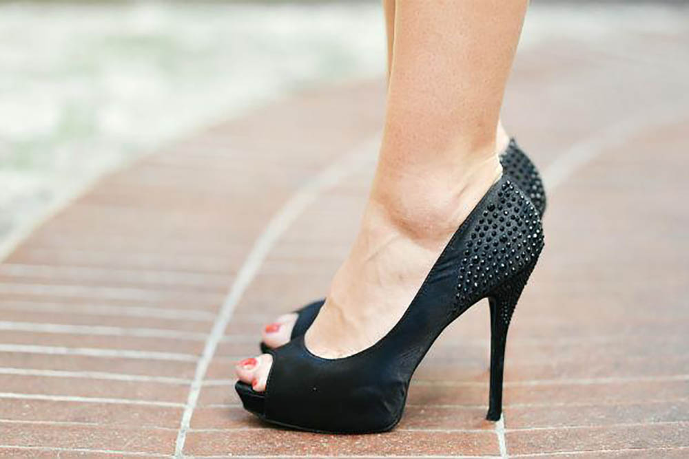 Como usar salto alto e evitar problemas nos pés 5 salto alto 1 Como usar salto alto e evitar problemas nos pés