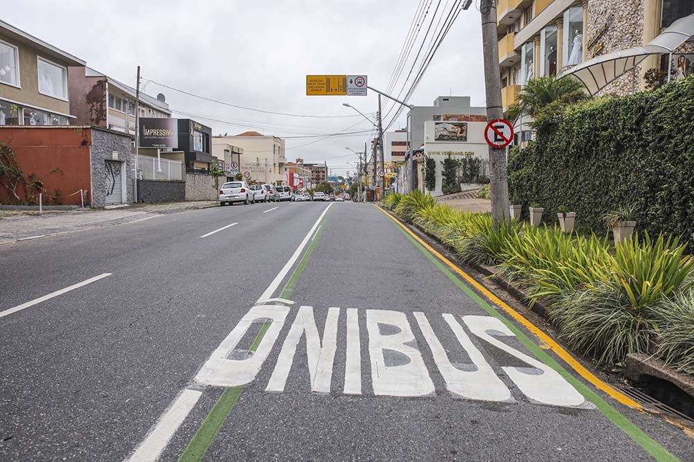 Urbs atualiza regras para táxi em faixa exclusiva em Curitiba 5 taxi faixa Urbs atualiza regras para táxi em faixa exclusiva em Curitiba