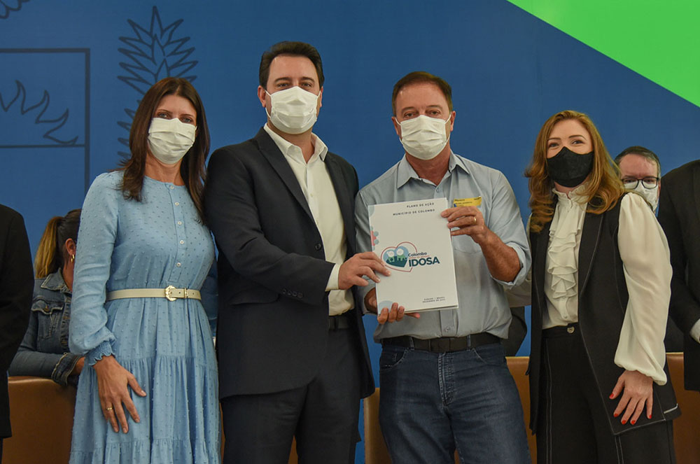 Governador Ratinho Júnior recebe Plano de Ações para tornar Colombo, Cidade Amiga do Idoso 7 colombo amigo idoso Governador Ratinho Júnior recebe Plano de Ações para tornar Colombo, Cidade Amiga do Idoso