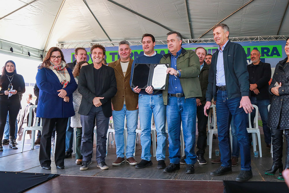 Em Piraquara, governador Ratinho Júnior assina ordem de serviço para construção de novo terminal de ônibus 2 514A0439 Em Piraquara, governador Ratinho Júnior assina ordem de serviço para construção de novo terminal de ônibus