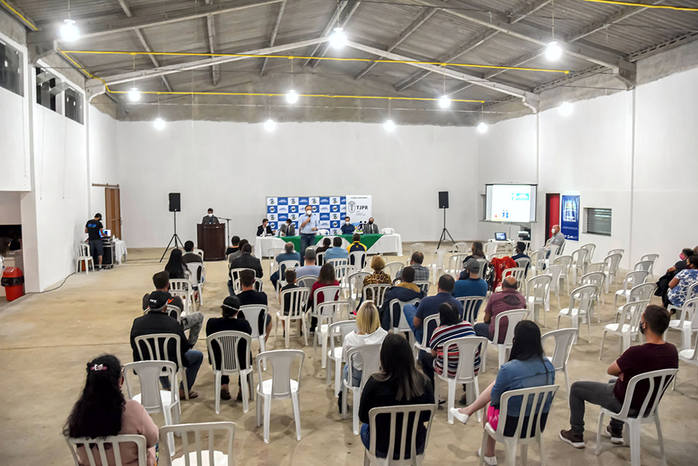 Prefeitura de Campina Grande do Sul investe cada vez mais no Interior 8 campina pag 06 01 Prefeitura de Campina Grande do Sul investe cada vez mais no Interior