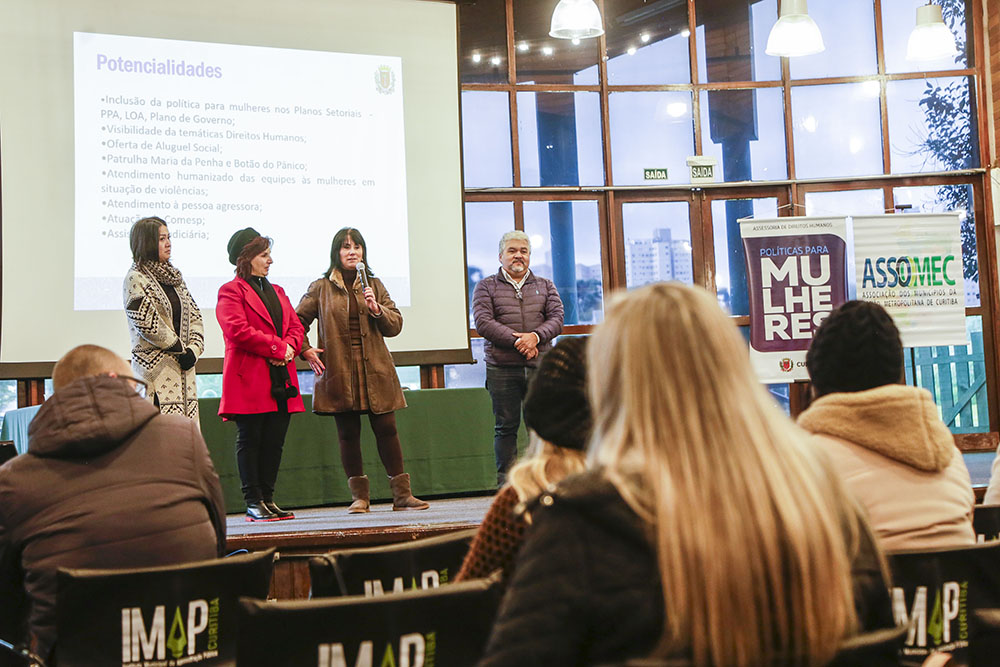 Curitiba e municípios vizinhos se unem no combate à violência contra a mulher 8 curitiba violencia contra mulher Curitiba e municípios vizinhos se unem no combate à violência contra a mulher
