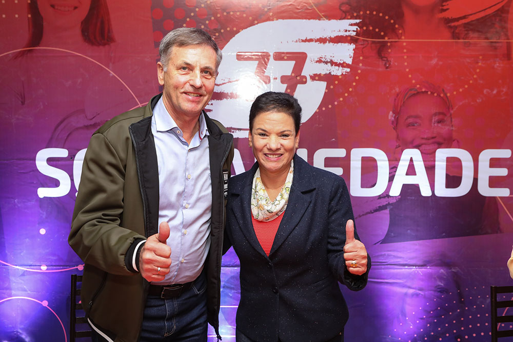 Marli Paulino é a nova presidente do partido Solidariedade Pinhais 5 posse solidariedade foto roberto dziura jr 8947 Marli Paulino é a nova presidente do partido Solidariedade Pinhais