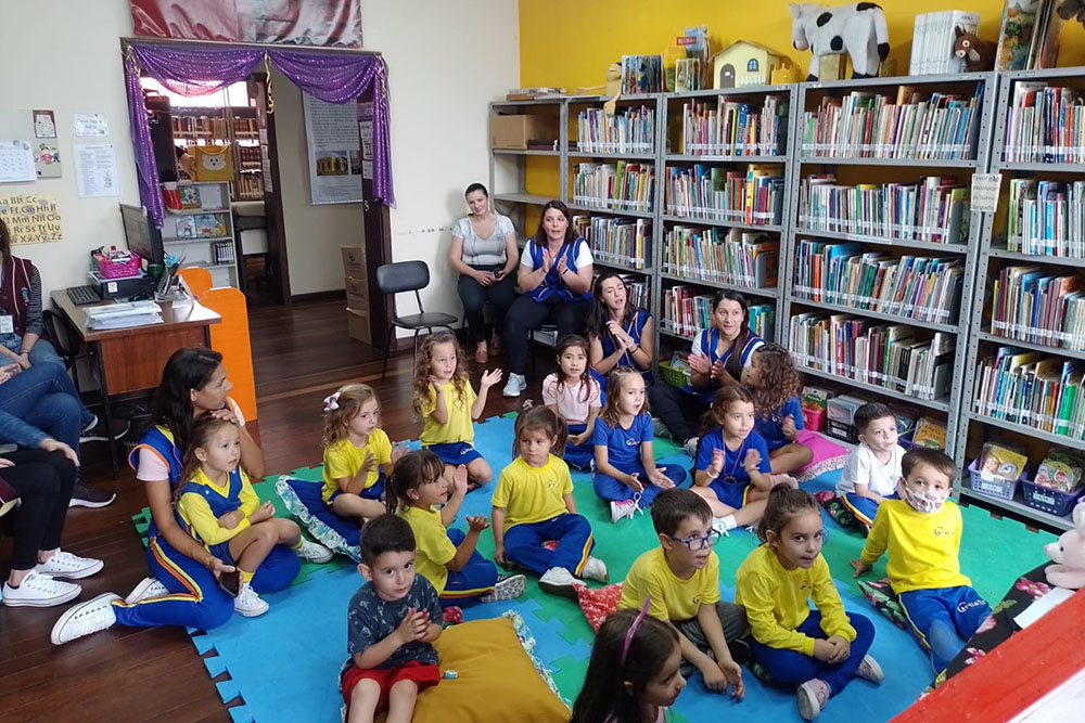 Semana de Incentivo à Leitura movimentou Bibliotecas Públicas de São José dos Pinhais 1 sjp semana leitura Semana de Incentivo à Leitura movimentou Bibliotecas Públicas de São José dos Pinhais