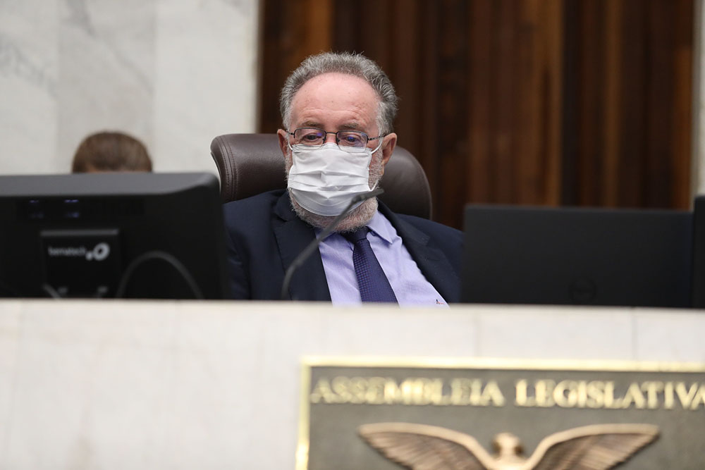 Deputado Turini quer isenção na renovação de CNH para pessoas acima de 60 anos 8 tercilio turini Deputado Turini quer isenção na renovação de CNH para pessoas acima de 60 anos