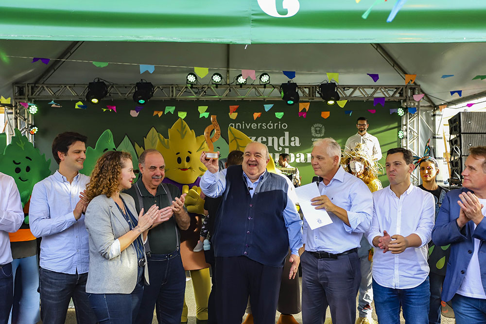 Greca comemora dois anos da Fazenda Urbana do Cajuru e anuncia unidade da Cidade Industrial 5 fazenda urbana 01 Greca comemora dois anos da Fazenda Urbana do Cajuru e anuncia unidade da Cidade Industrial