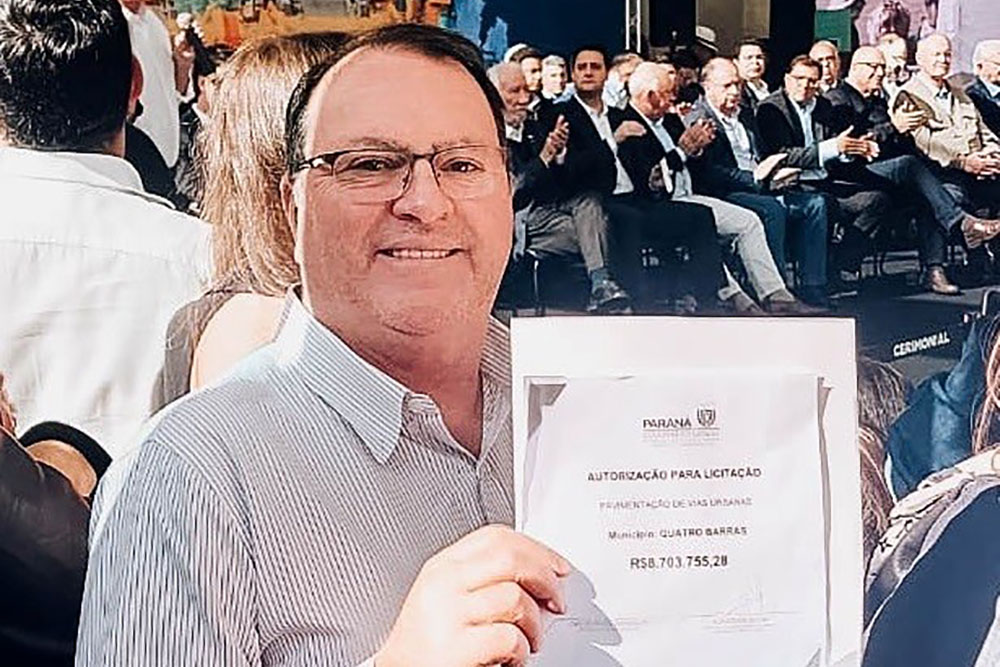 Quatro Barras terá investimentos em obras públicas e aquisição de equipamentos na ordem de R$ 12 milhões 9 loreno tolardo Quatro Barras terá investimentos em obras públicas e aquisição de equipamentos na ordem de R$ 12 milhões