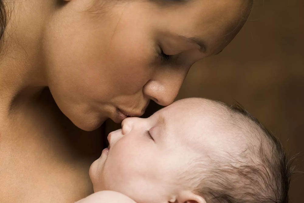 Um olhar além do aparente para as mães 6 mae bebe recem nascido Um olhar além do aparente para as mães