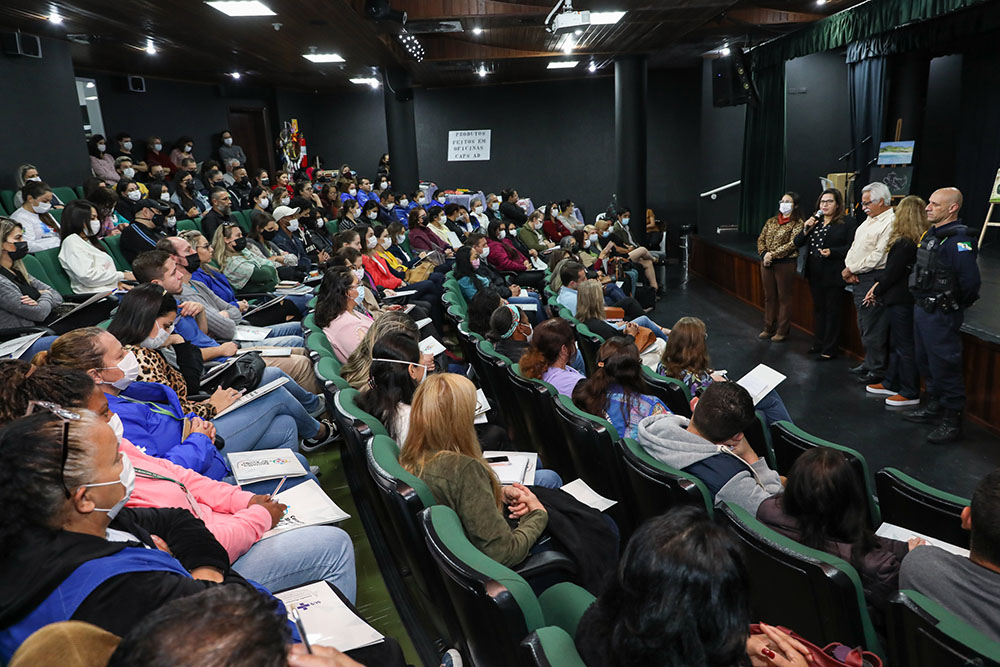 Secretaria de Saúde de Pinhais realiza Semana de Prevenção ao Uso Indevido de Drogas 3 pinhais prevencao drogas 01 Secretaria de Saúde de Pinhais realiza Semana de Prevenção ao Uso Indevido de Drogas