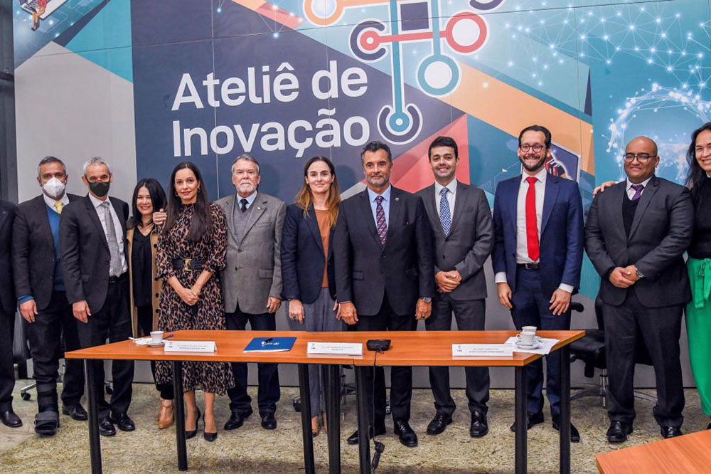 Trabalhos do Grupo Interinstitucional de Atenção<br>à População em Situação de Rua terá continuidade 4 tjpr 01 Trabalhos do Grupo Interinstitucional de Atenção<br>à População em Situação de Rua terá continuidade