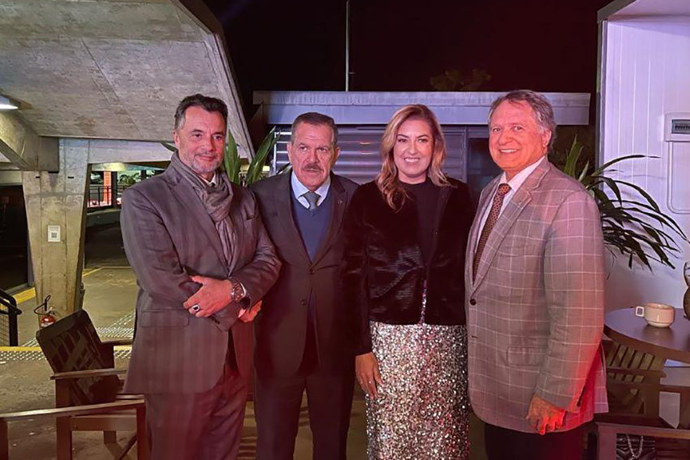 TJPR assina termo de adesão à campanha “Sinal Vermelho Contra a Violência Doméstica” 5 Capa campanha sinal vermelho TJPR assina termo de adesão à campanha “Sinal Vermelho Contra a Violência Doméstica”