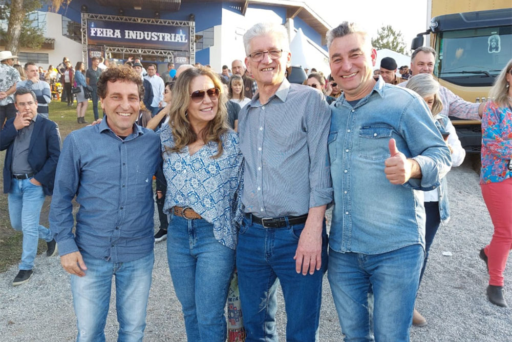 Campina Grande do Sul realiza a 1ª ExpoCamp 15 expocamp josimar froes Campina Grande do Sul realiza a 1ª ExpoCamp