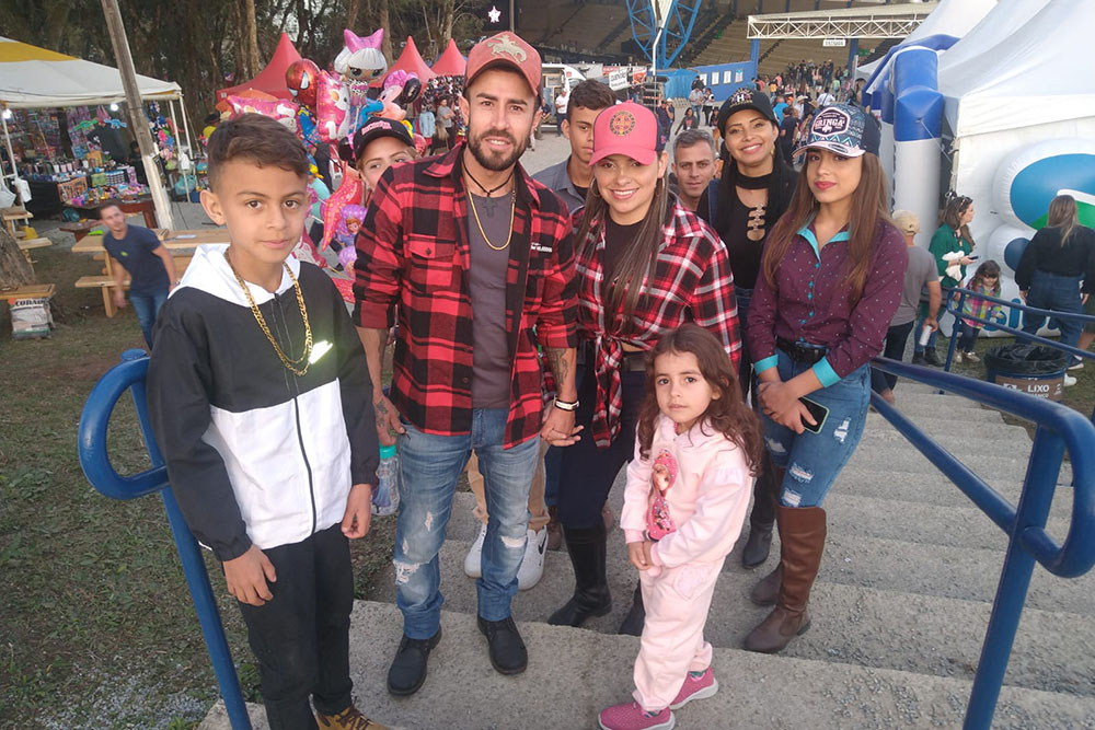 Campina Grande do Sul realiza a 1ª ExpoCamp 4 expocamp visitantes 05 Campina Grande do Sul realiza a 1ª ExpoCamp