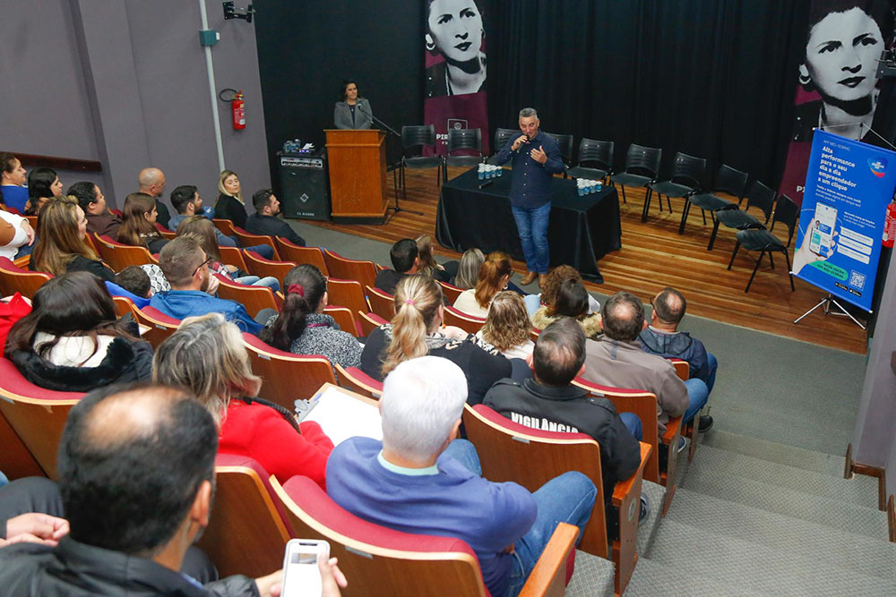 Prefeitura de Piraquara promoveu Café com Empresários no Teatro Municipal 1 piraquara cafe empresarios Prefeitura de Piraquara promoveu Café com Empresários no Teatro Municipal