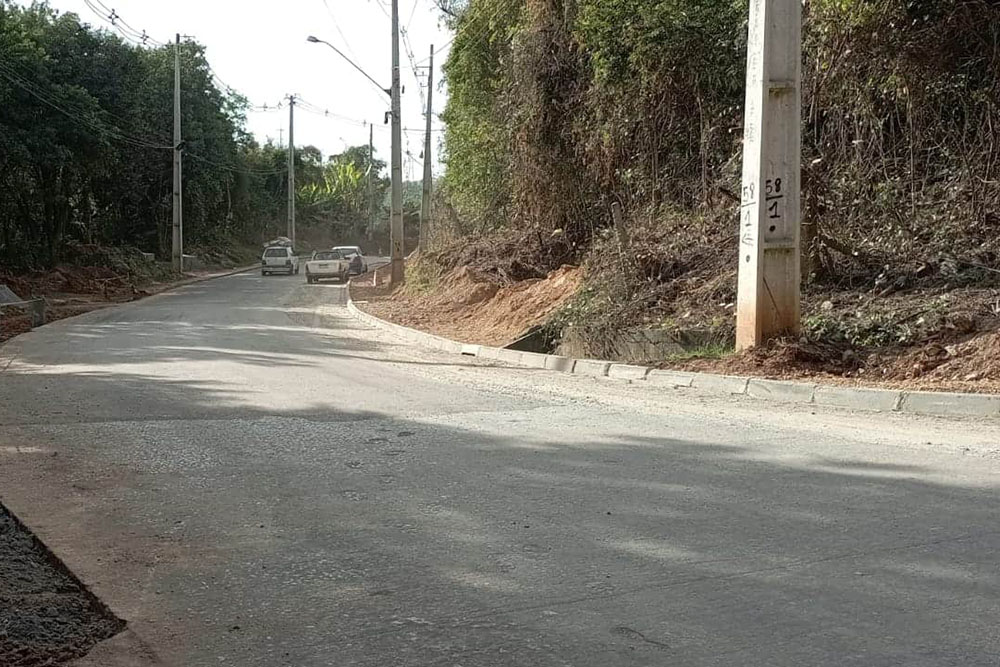 Secretaria de Obras Públicas de Rio Branco do Sul realiza melhorias viárias na Tacaniça dos Falcões 2 rio branco sul tacanica Secretaria de Obras Públicas de Rio Branco do Sul realiza melhorias viárias na Tacaniça dos Falcões