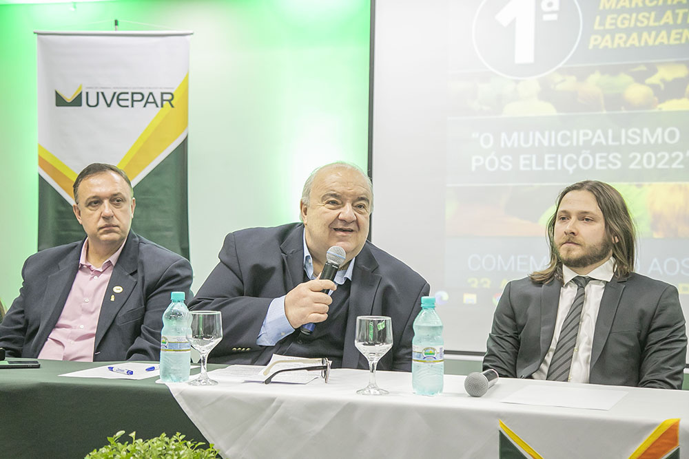 Greca: “Os vereadores são a base política de nossa nação” 6 uvepar Greca: “Os vereadores são a base política de nossa nação”