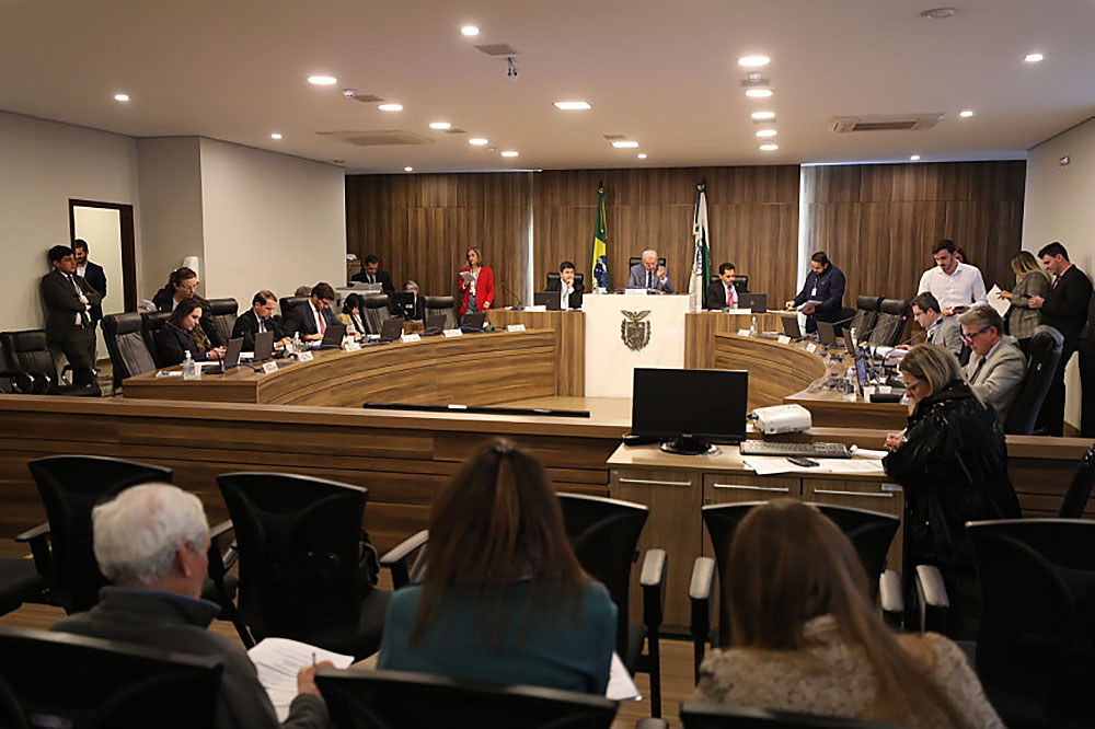 Projeto que autoriza Governo contratar operação de crédito de R$ 1,4 bilhão é aprovado na CCJ 6 alep 01 2 Projeto que autoriza Governo contratar operação de crédito de R$ 1,4 bilhão é aprovado na CCJ