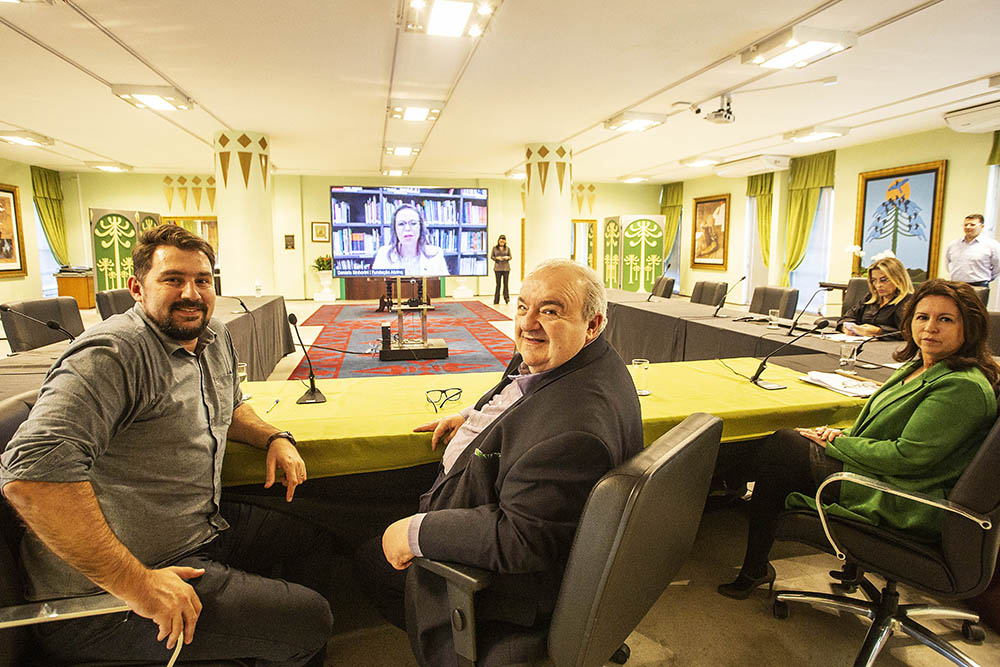 Programa Mãe Curitibana é destaque em encontro de prefeitos da Fundação Abrinq 3 curitiba abrinq Programa Mãe Curitibana é destaque em encontro de prefeitos da Fundação Abrinq