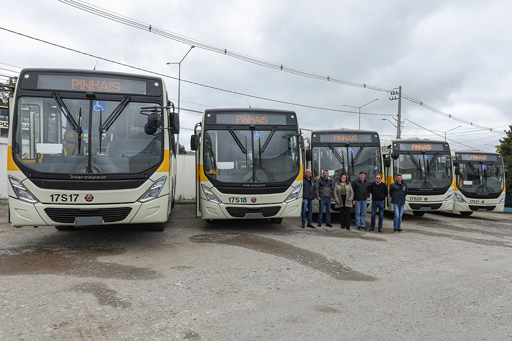 Frota Escolar de Pinhais ganha novos ônibus 7 pinhais onibus escolar Frota Escolar de Pinhais ganha novos ônibus