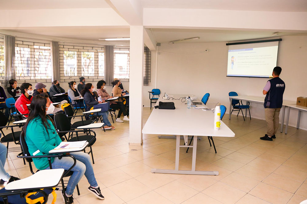 IBGE realizou o treinamento para os novos Agentes do Censo Demográfico em Piraquara 9 piraquara censo IBGE realizou o treinamento para os novos Agentes do Censo Demográfico em Piraquara