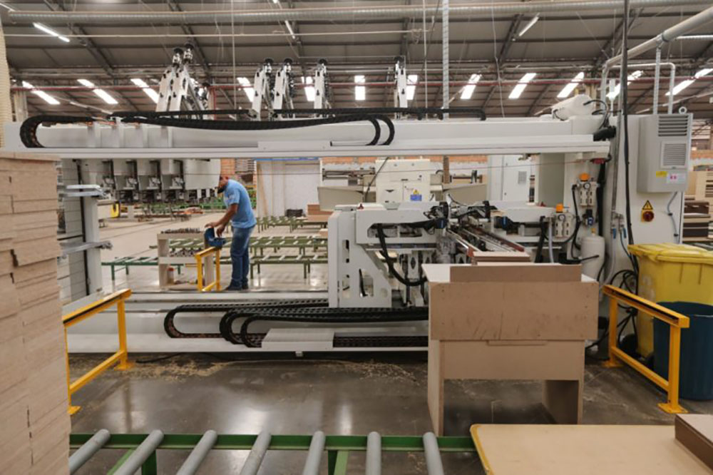 Na gestão Ratinho Junior, Paraná amplia participação no emprego industrial do país 3 ratinho junior 01 Na gestão Ratinho Junior, Paraná amplia participação no emprego industrial do país