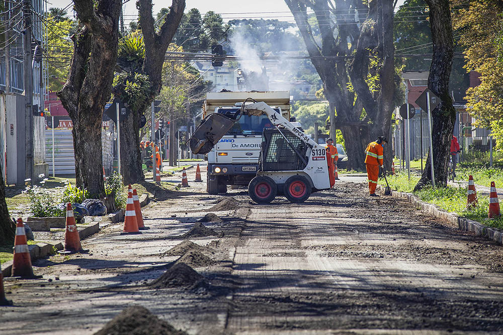 Prefeitura de Curitiba começa obras de asfalto no Cajuru, Hauer e Jardim Botânico 1 curitiba bem cuidada Prefeitura de Curitiba começa obras de asfalto no Cajuru, Hauer e Jardim Botânico