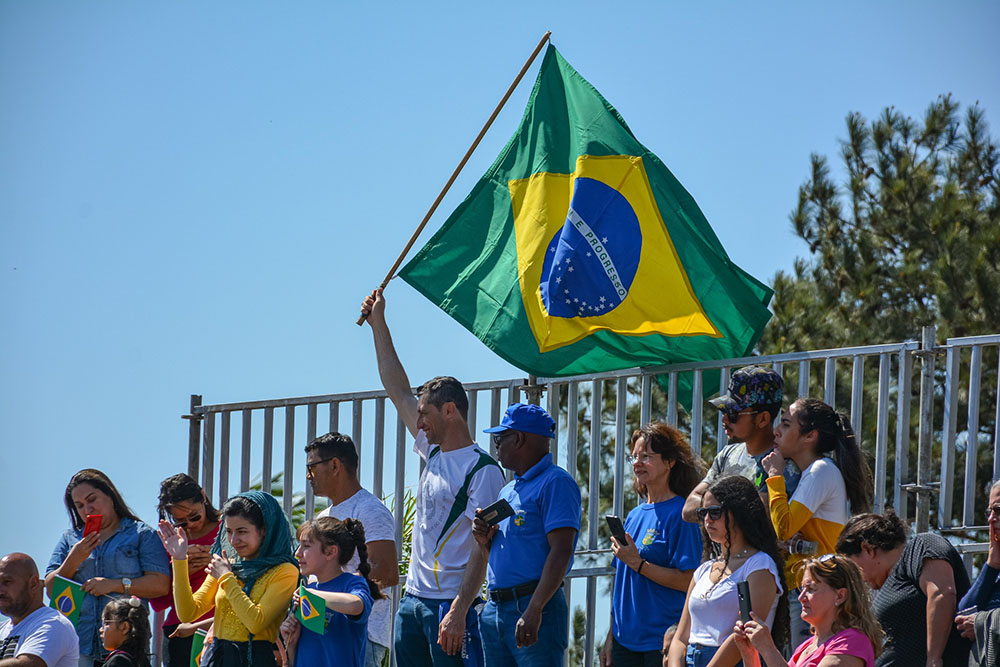 Desfile da Independência movimentou oito mil pessoas no centro de Pinhais 5 pinhais desfile 02 Desfile da Independência movimentou oito mil pessoas no centro de Pinhais