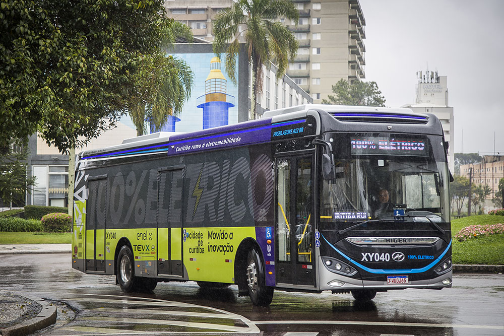 Em teste em Curitiba, ônibus elétrico transportou quase 4 mil pessoas 1 onibus eletrico Em teste em Curitiba, ônibus elétrico transportou quase 4 mil pessoas