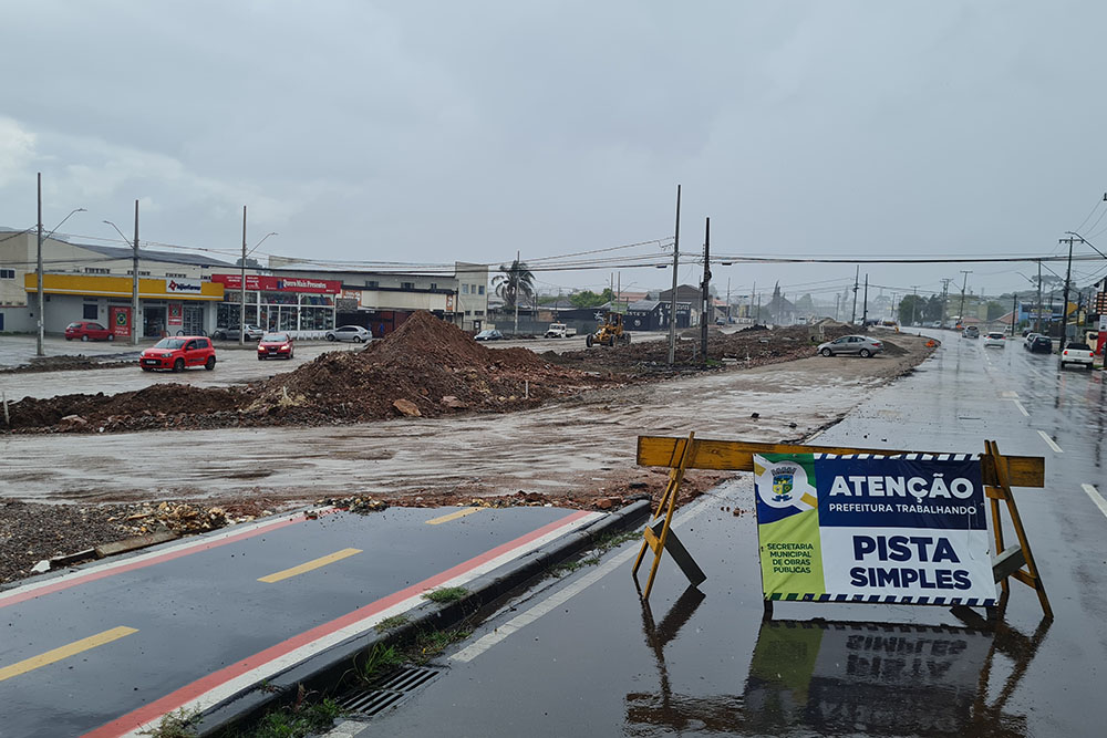 Chuvas intensas e constantes prejudicam o andamento de várias obras em Pinhais 9 pinhais obras Chuvas intensas e constantes prejudicam o andamento de várias obras em Pinhais